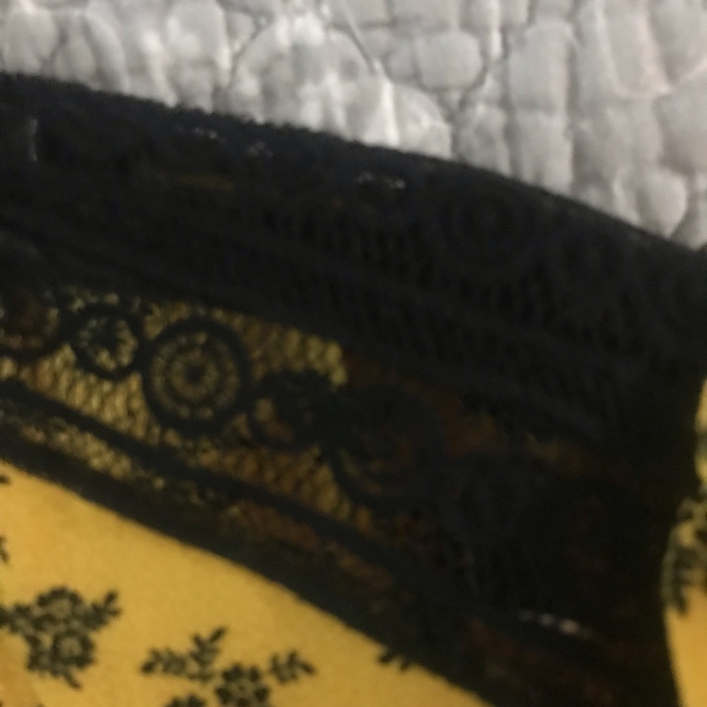 Beautiful MK blouse - Picture 7 of 12